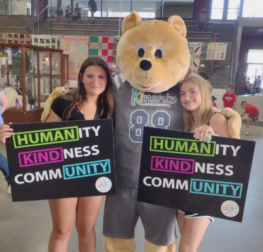 A teddy bear for all season